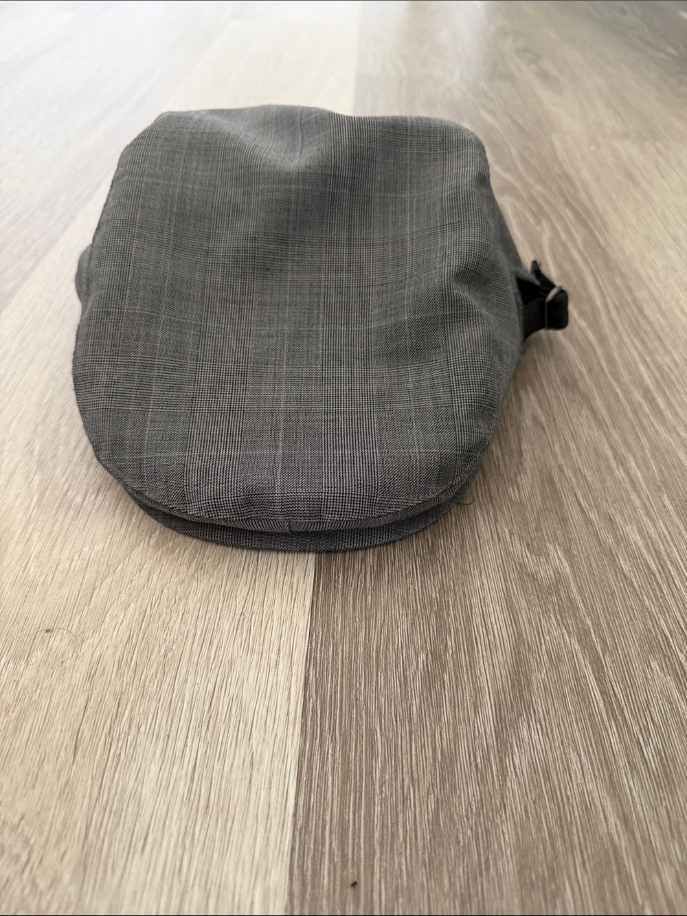 Men’s grey glen plaid ivy flat cap from the Collection by Michael Strahan - L/XL